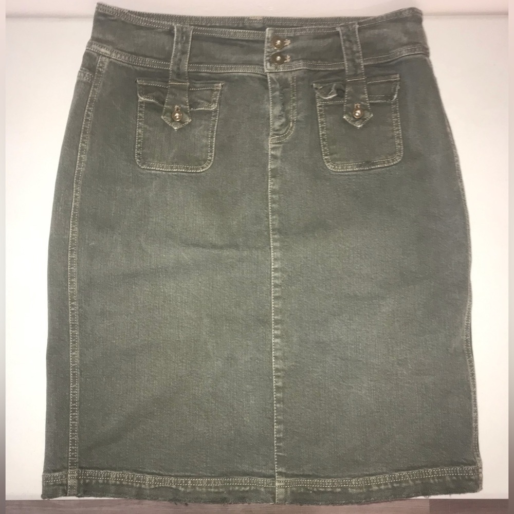 DKNY Jeans denim midi denim pencil skirt with back slit size 10